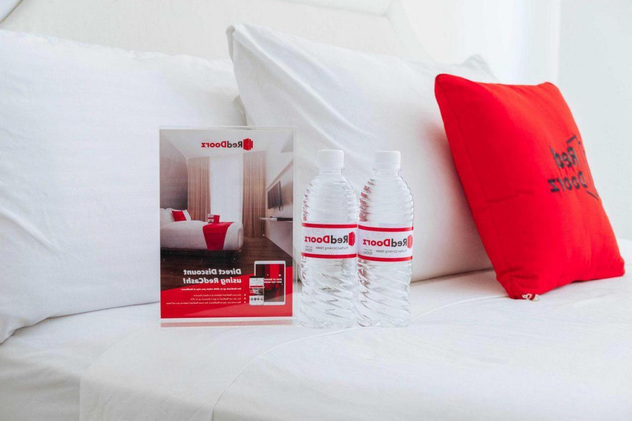 Reddoorz @ Jalan Brigjend Katamso Medan 2 Hotel Ngoại thất bức ảnh
