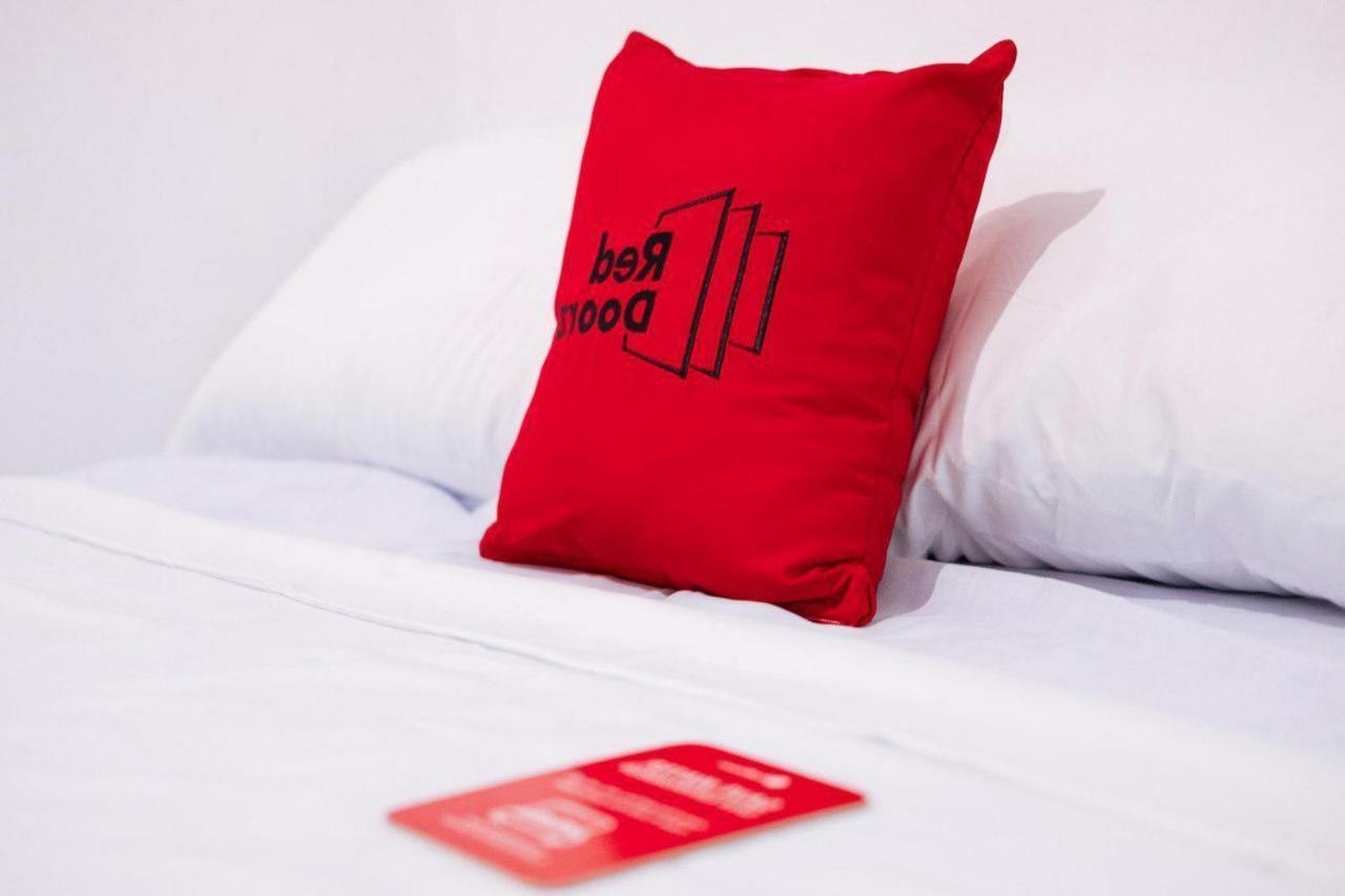 Reddoorz @ Jalan Brigjend Katamso Medan 2 Hotel Ngoại thất bức ảnh