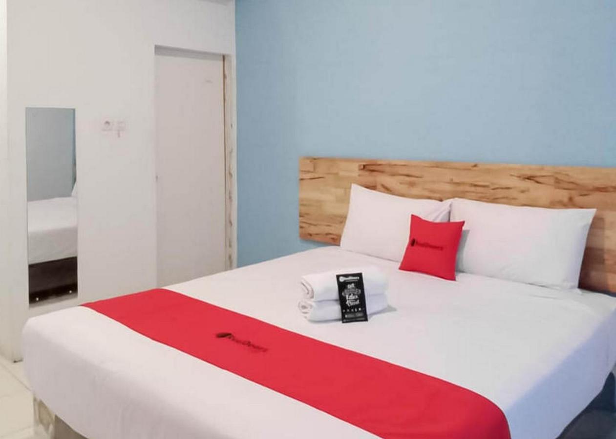 Reddoorz @ Jalan Brigjend Katamso Medan 2 Hotel Ngoại thất bức ảnh